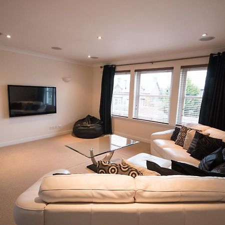Crown Luxury Serviced Apartment Inverness Exterior photo