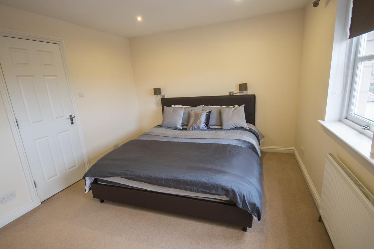 Crown Luxury Serviced Apartment Inverness Exterior photo